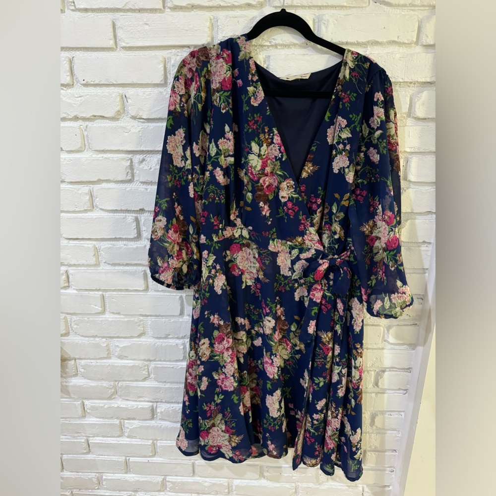 Navy blue floral faux wrap dress size 16/18
